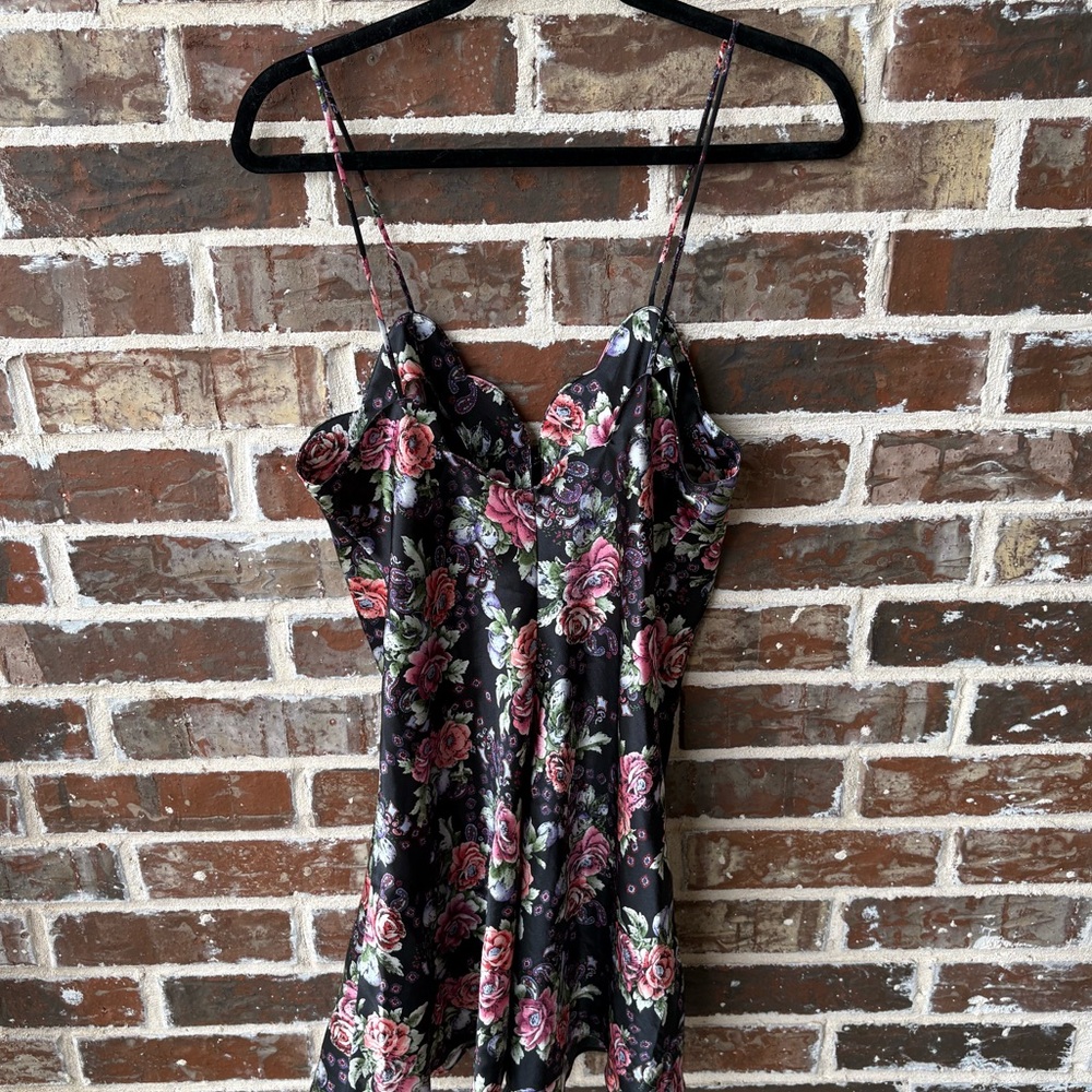 Victoria's Secret Gold Label Floral Button Front Chemise Size Large Vintage
